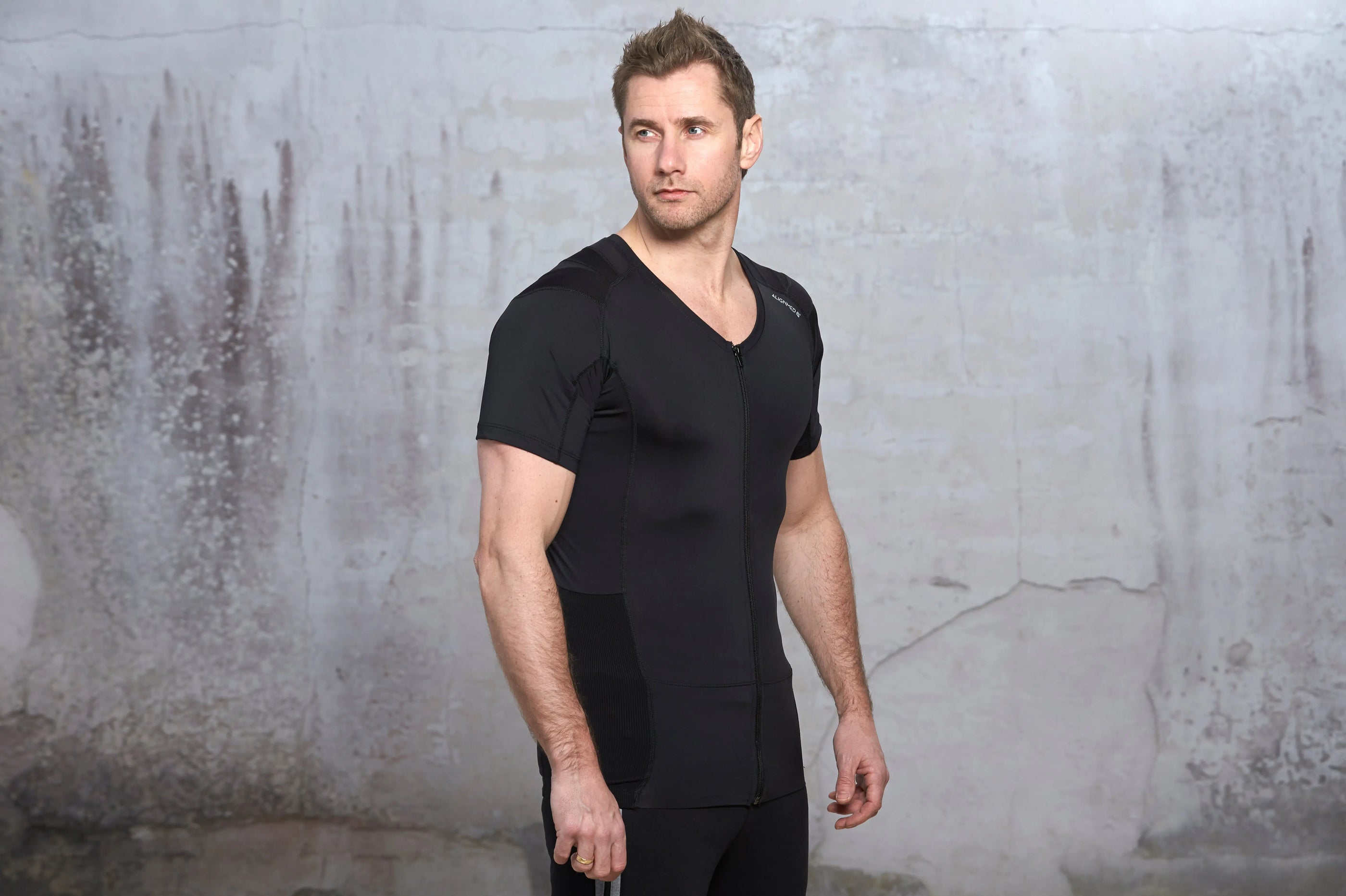 Desvendando os Segredos da Postura Correta com a Camiseta Postural Alignmed