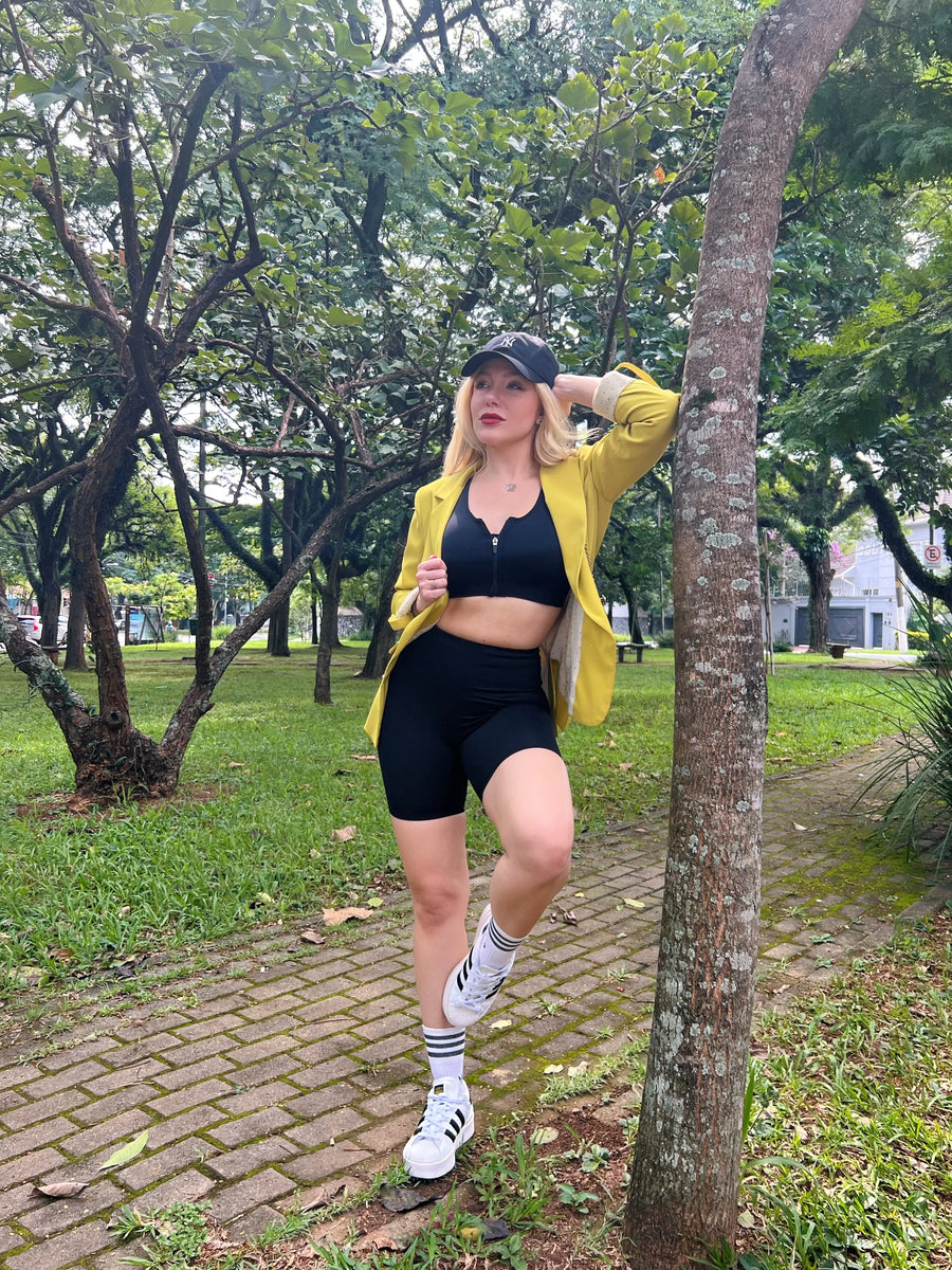 Tops, Leggings e Shorts Alignmed Brasil: Estilo e Conforto para Realçar Sua Beleza.